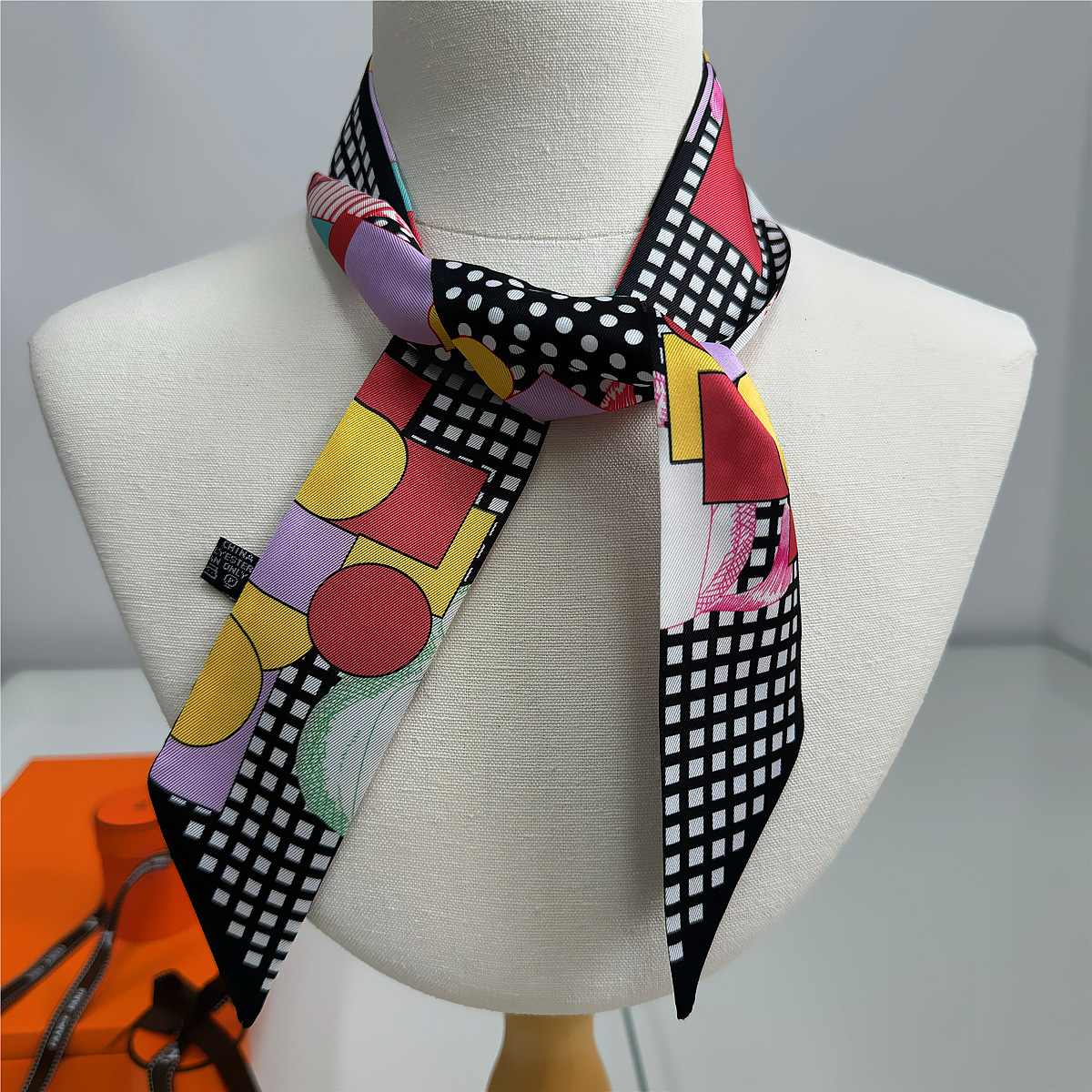 Cavalier en Formes Twill Silk Scarf for Women Equestrian Bag Scarf Handle