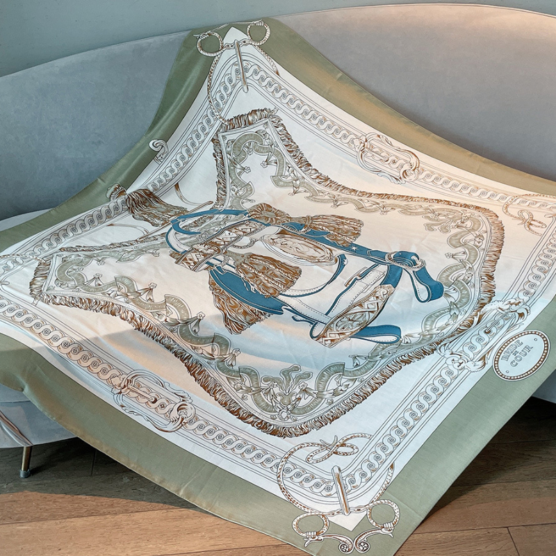 Sanssouci Palace Double Face Print Shawl Winter 53 70% cashmere 30% silk